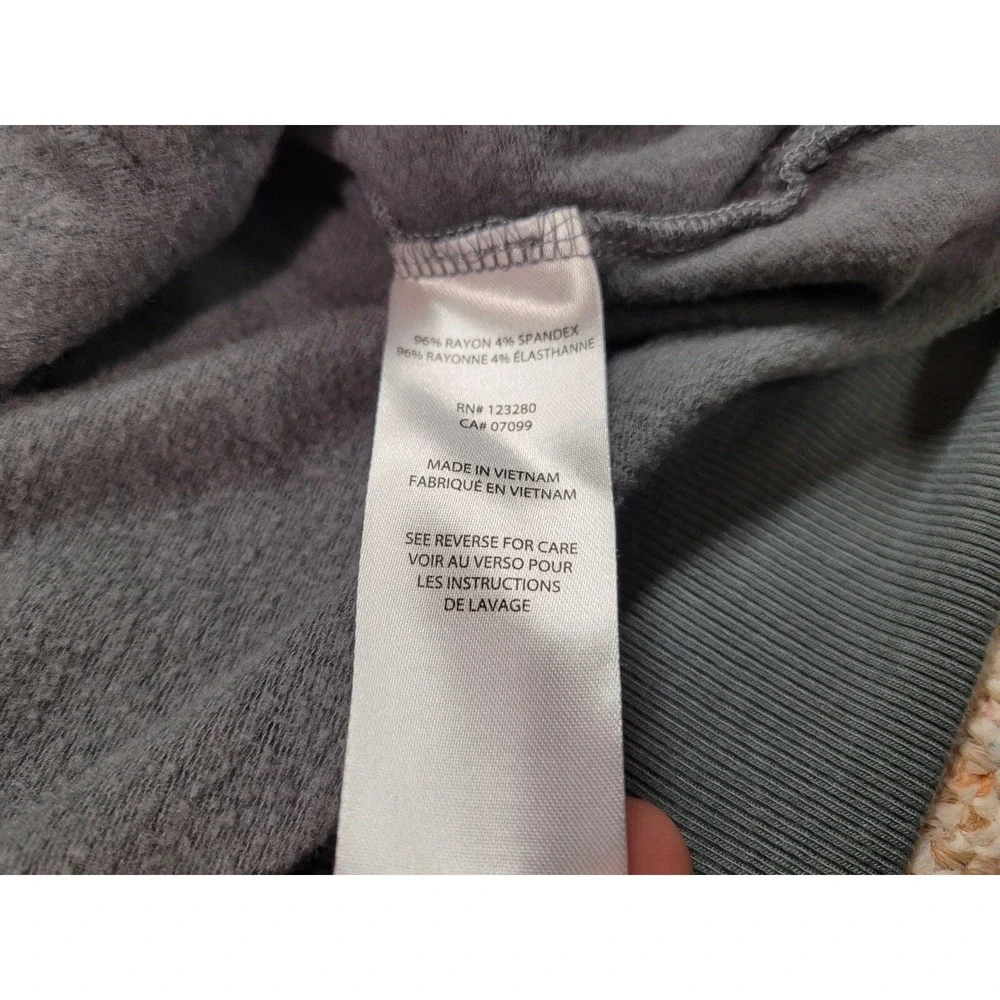 Travis Mathew Sweater Mens Medium‎ Grey Quarter Zip Pullover Golf Performance